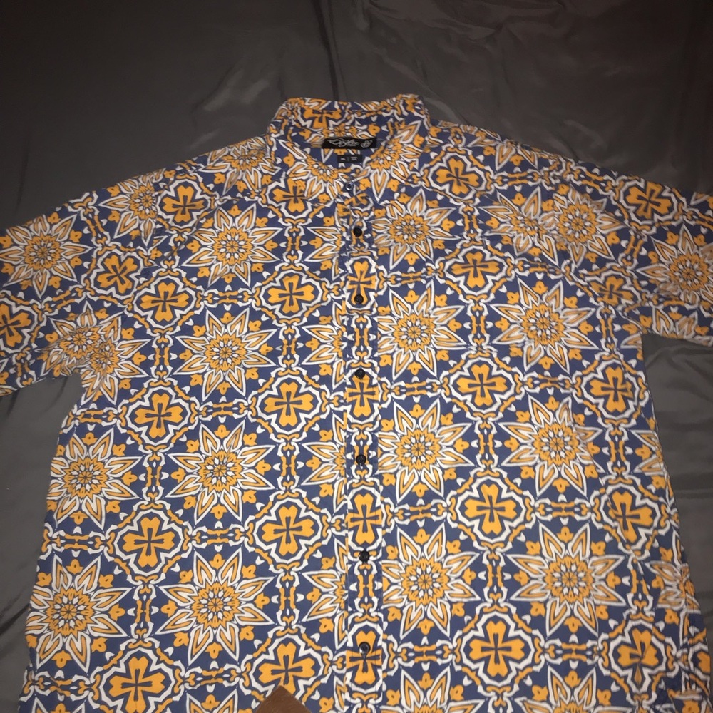 Eight 732 trippy shirt 3x